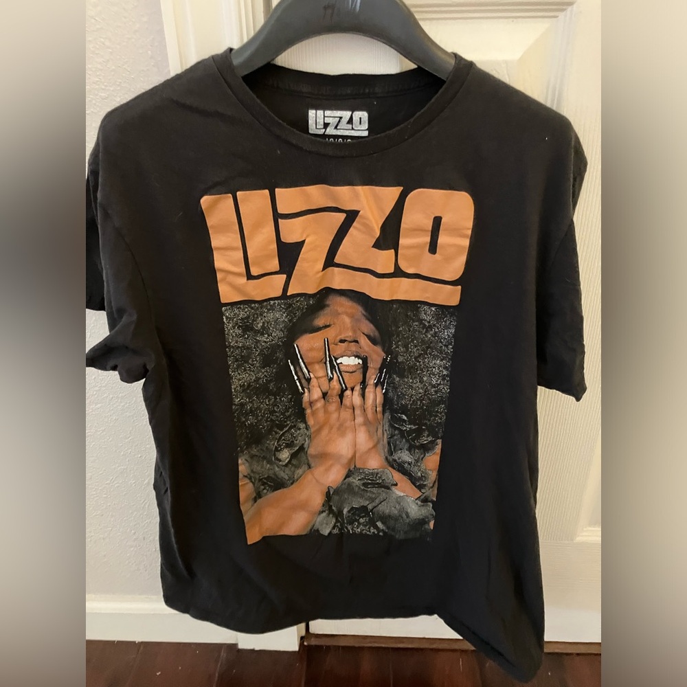 Lizzo Tshirt